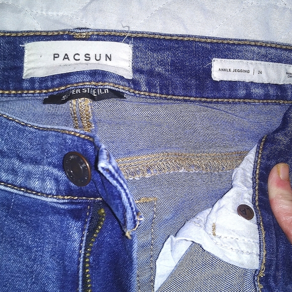 PacSun Mid-rise, Skinny jeans/jeggings. - Picture 7 of 7
